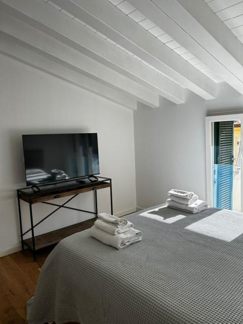Waterfront Balcony I Grani 5 Resort Grand Suite Livourne Extérieur photo